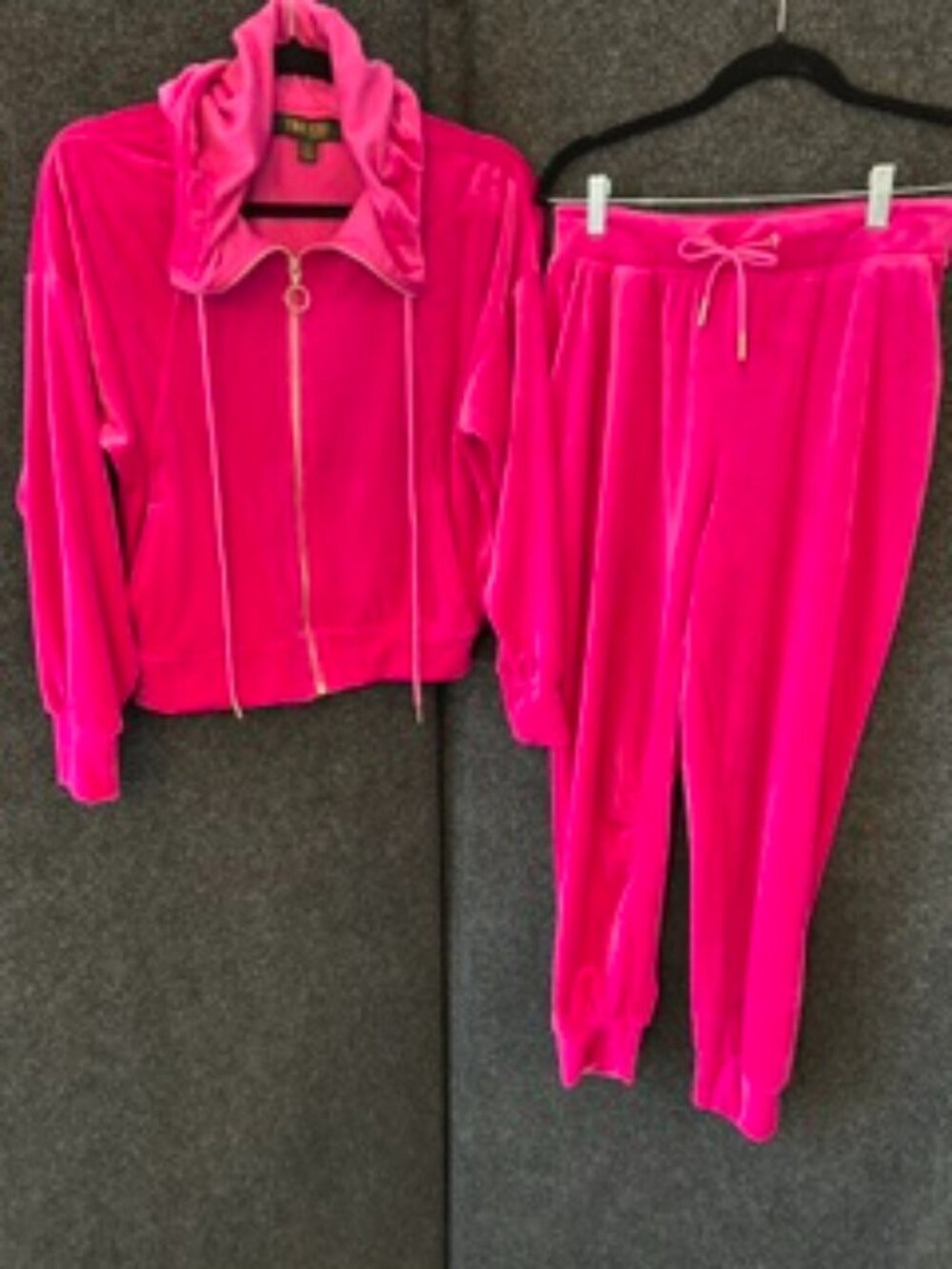 Truth Velour Two Piece Jog Set szS